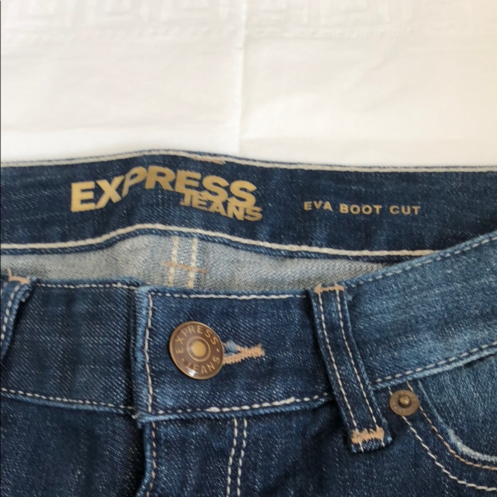 Express Jean - Picture 3 of 5